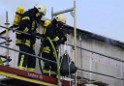 Dachstuhlbrand Koeln Poll Geislarerstr P367